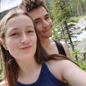 Meet your Posher, Max